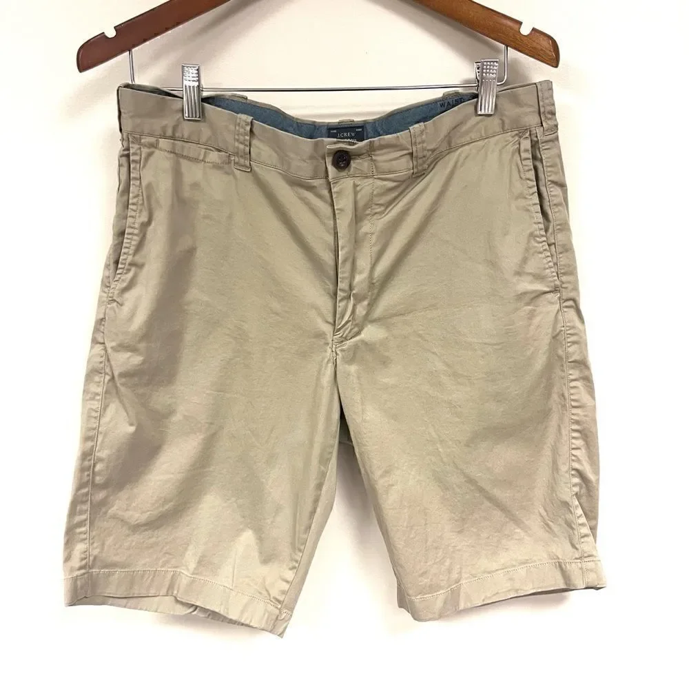 J Crew stretch khaki shorts  Sz 33